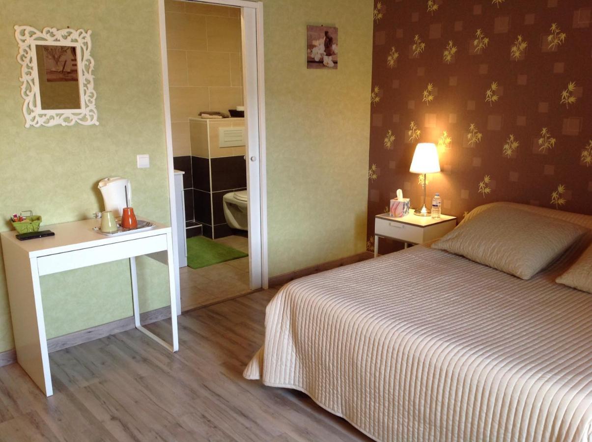 Bed and Breakfast La Freycenette Arlempdes Exterior foto